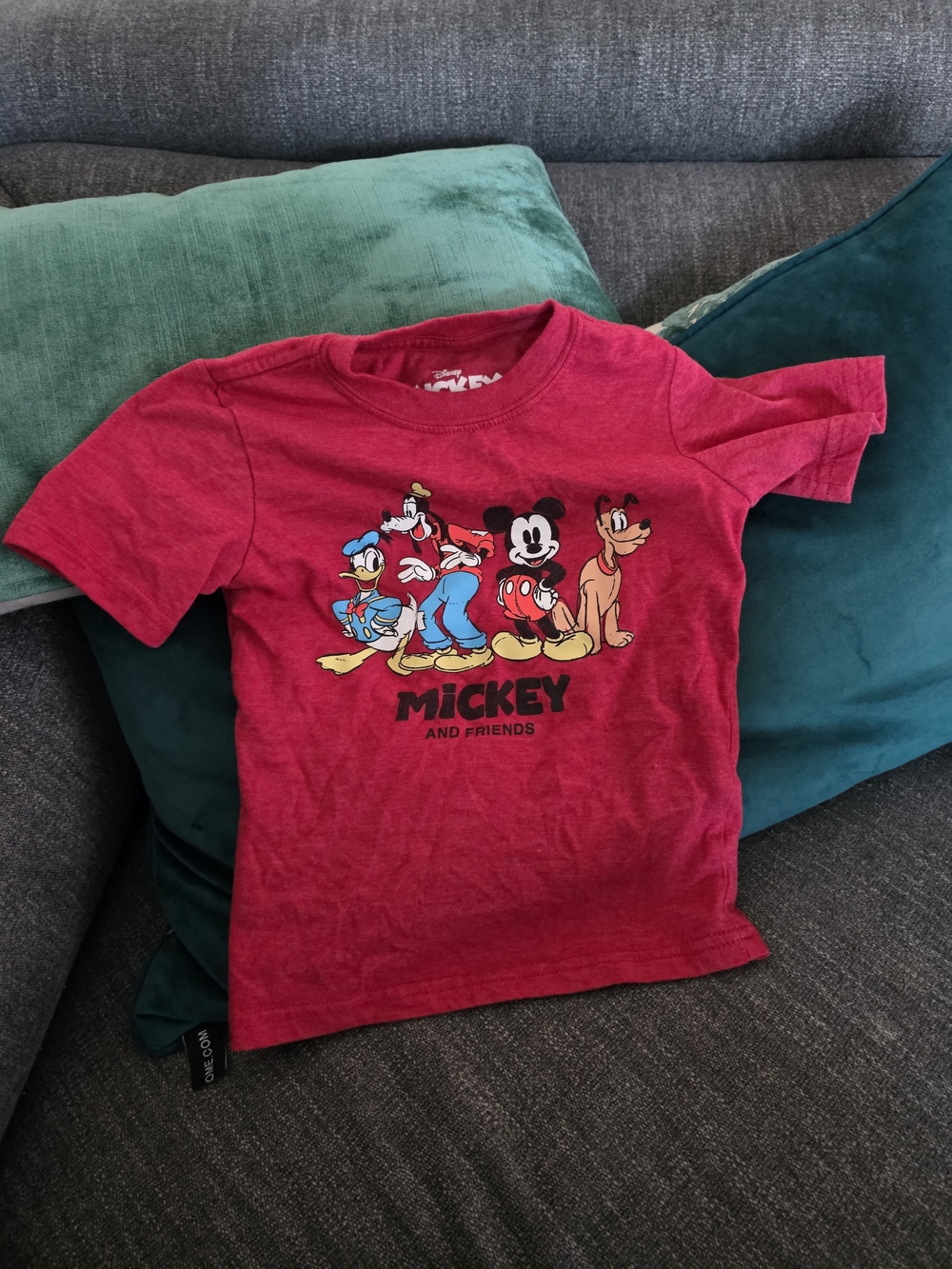 Disney Red Mickey & Friends Graphic Tee 3ans